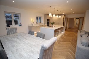 Kitchen/Dining- click for photo gallery